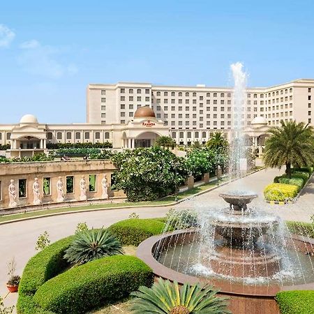 Ramada By Wyndham Lucknow Hotel And Convention Center Exterior photo